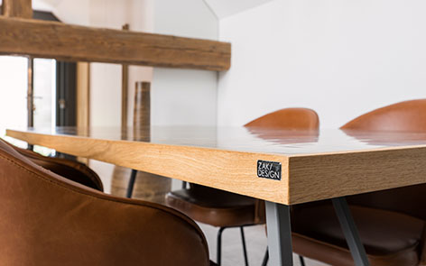 Designový jídelní stůl a židle